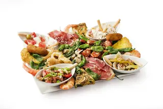 Surtido De Tapas (2 Personas)
