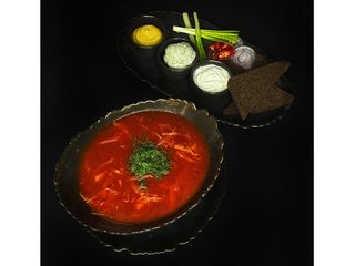 Борщ (350/30/30г)