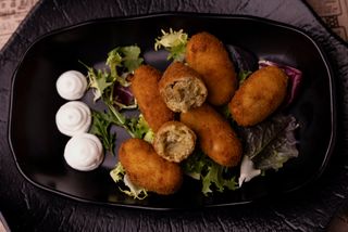 73 Croquetas De Rabo De Toro (6 Uds.)