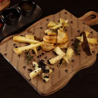 Tabla De Quesos Italianos