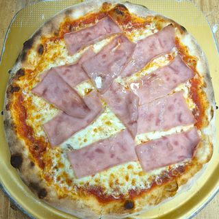 Pizza Prociutto (Mediana)