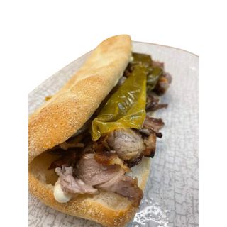 "EL ANDALÚZ"  bocadillo en pan de cristal.