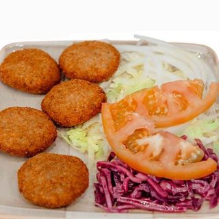 Plato falafel