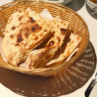 Cheese Naan