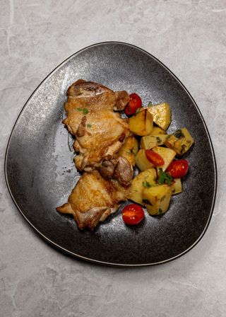 Pulpă de pui fără os la grătar