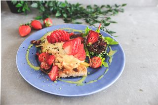 Bruschetta Gratinada de Frango