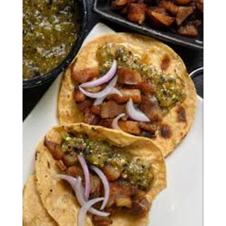 Tacos De Chicharrón De Puerco (3 Uds.)