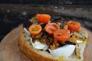 Bruschetta bufalina