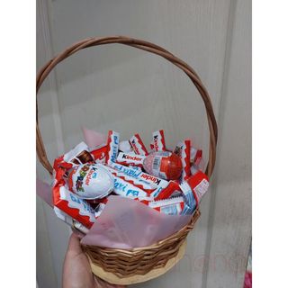 კალათი ტკბილეულით