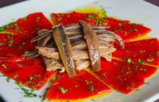 Ensalada De Ventresca De Atún Y Anchoas