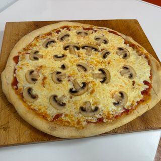 Pizza De Champiñones  (33 Cm.)