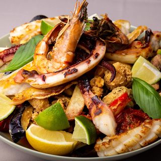 Platou cu fructe de mare