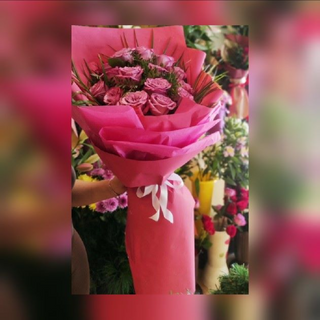 9.Buket ljubičastih ruža