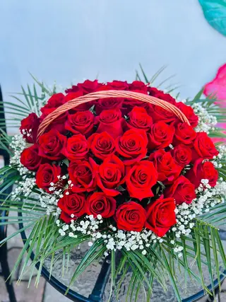13.ვარდები კალათში