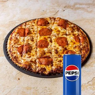 Chicago pizza 40cm + Pepsi 0.33l