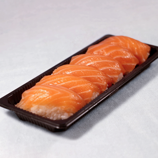 Niguiris de salmón (6 Unidades)