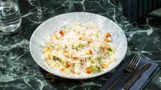 Salata Caesar