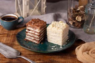 Set de prăjituri vegane: Napoleon Veg și  Napoleon Josephine Veg