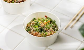 ბოსტნეული ტერიაკის სოუსით, ხორბლის ნუდლსით