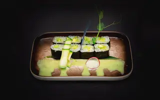 A282 - Hosomaki avocado  8 pezzi