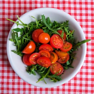 Insalata rucola e pomodori 