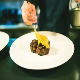 Solomillo Vacuno Con Salsa De Boletus Y Foie