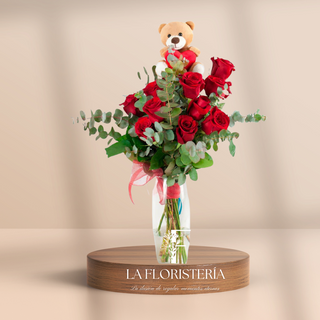 Ramo 10 rosas rojas con pick