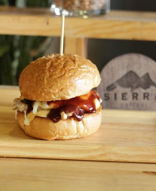 Бургер BBQ (куриный)