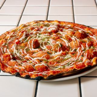 Pizza, sugo e polpette