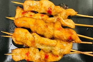 56 espetada de frango 6 uni.