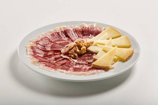 Plato De Jamón Y Queso