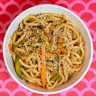 Noodles saltato con verdure