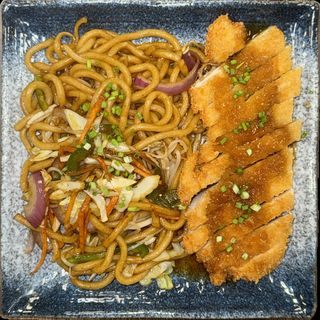 Yakisoba Udon con pollo