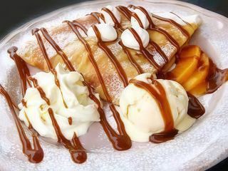 Crepes con Nutella, Baileys e panna