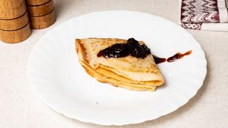 Clătite cu dulceață de gutui