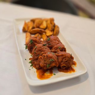 Albóndigas En Salsa