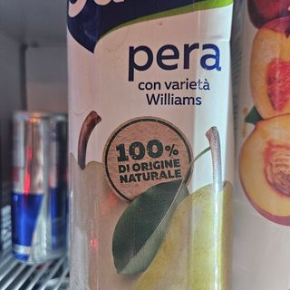 Succo di frutta pera