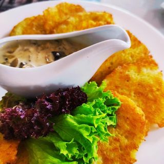 Деруни з грибним соусом (200/75г)