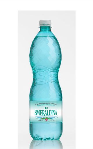 Acqua naturale in bottiglia 1 lt