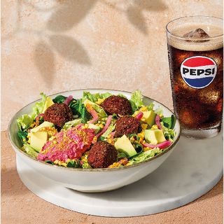 [NUEVO] Menú Ensalada Falafel de Remolacha y Aguacate (Vegan) (+0,01€ Tasa Ley Plast. 07/2022)