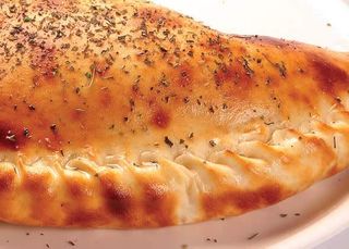 Pizza Calzone