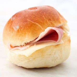 Medianoche de Jamón y Queso