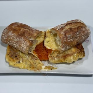 Sobrasada Mallorquina y Queso Edam  