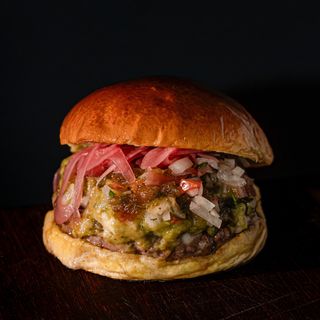 Hamburguesa La Mexicana