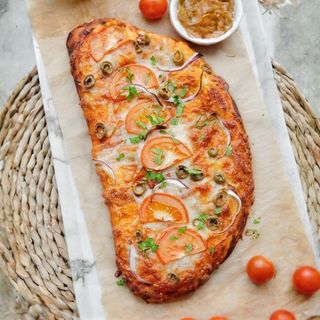 Pizza calzone petite