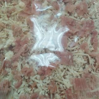 Pizza de jamón y queso 26×26 