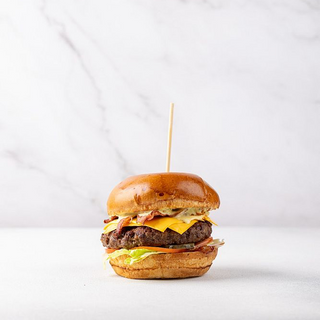 Бургер класичний з сиром (330)