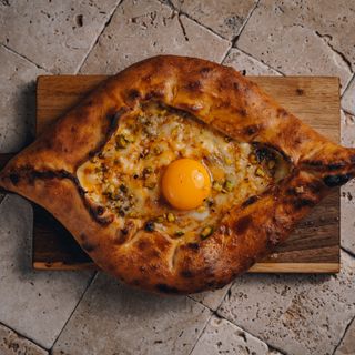 Adjaruli cu 4 tipuri de branza