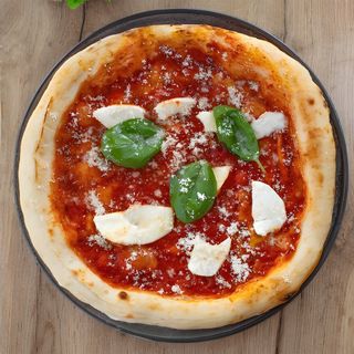 Margherita pizza 28cm