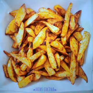 27. Patatas Delux (Ración)